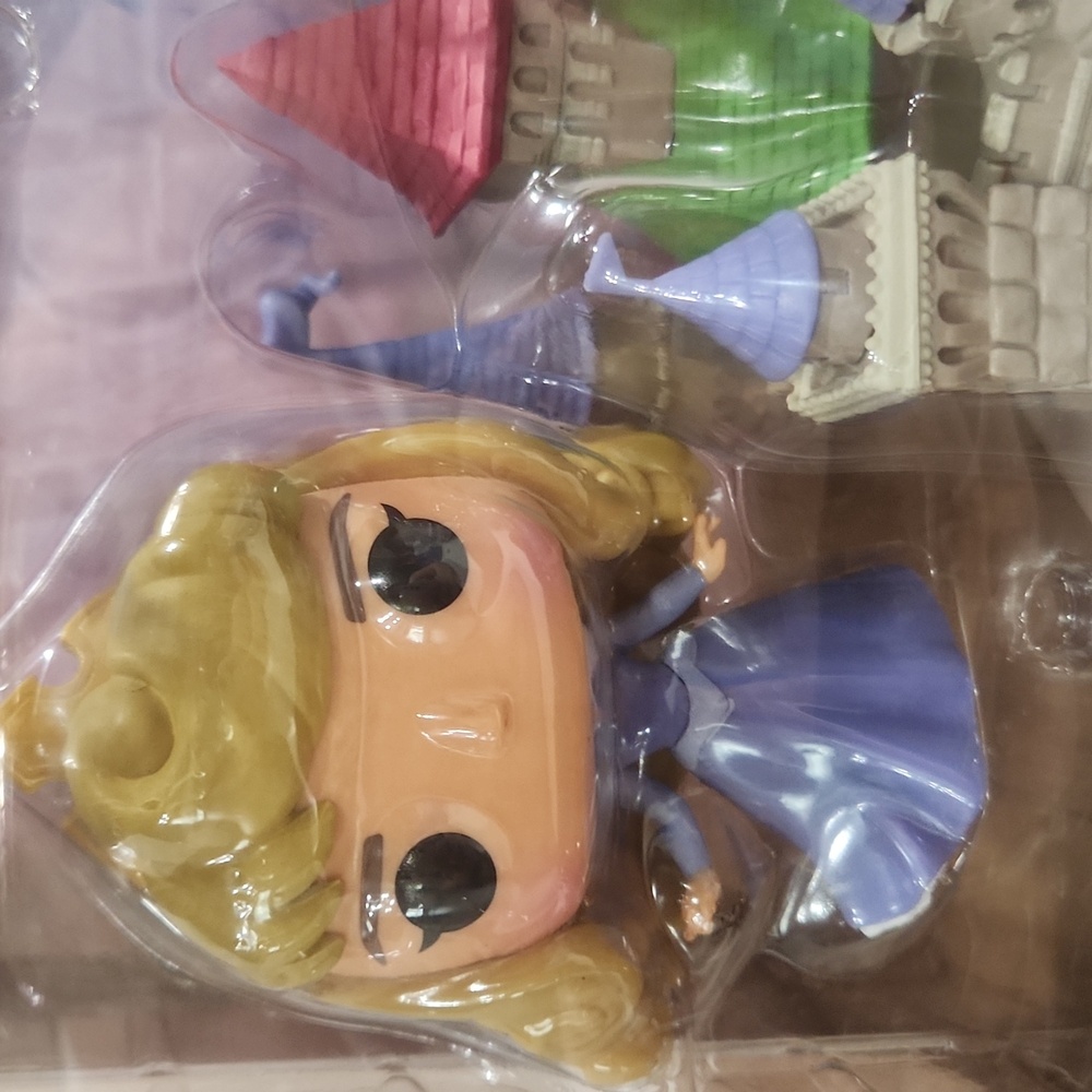 Funko Aurora with Castle Vinyl Figure - Picture 2 of 6